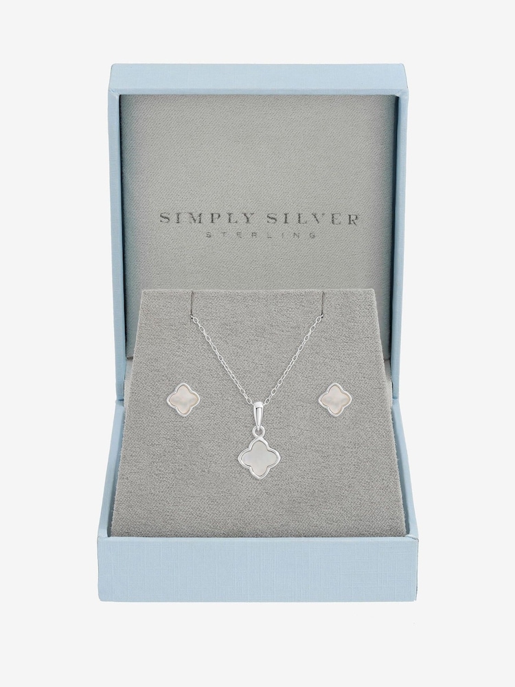 Simply Silver 925 Sterling Silver Mother of Pearl Clover Set - Gift Boxed - Image 1 of 3 Simply Silver 925 Sterling Silver Mother of Pearl Clover Set - Gift Boxed - Image 1 of 3