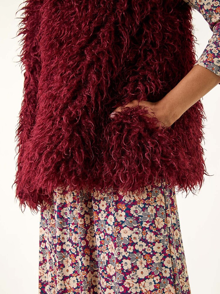 Roman Red Longline Faux Fur Gilet - Image 5 of 5