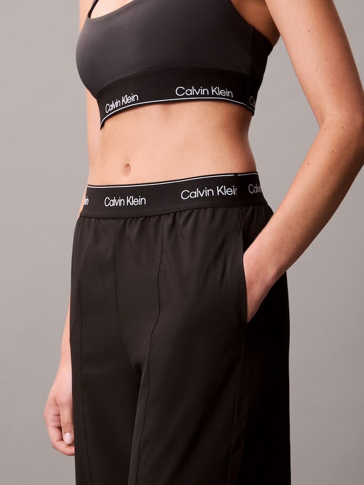 Spodnji del trenirke s širokimi hlačnicami Calvin Klein Performance - Slika 6 iz 6