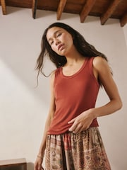 Rust/Cream Premium Tencel Scoop Vest 2 Pack - Image 2 of 4