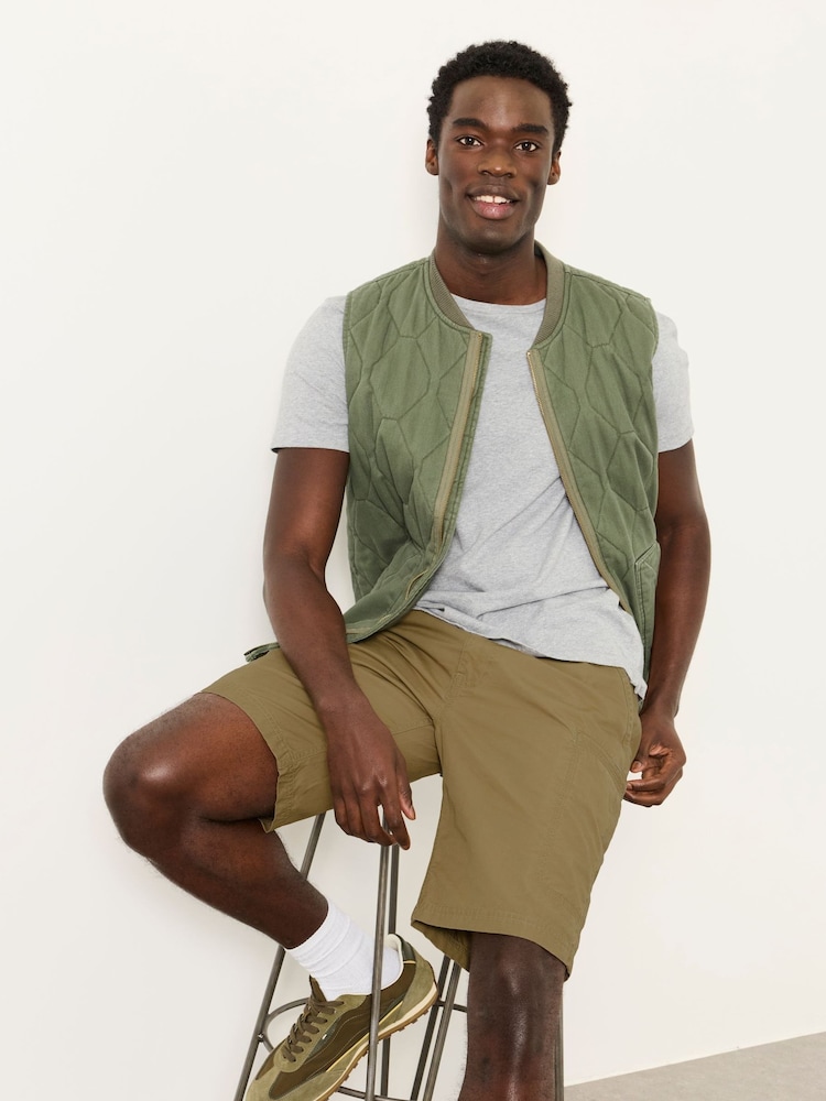 FatFace Burley Light Stone Lightweight Cargo Shorts - Image 5 of 5