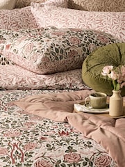 William Morris At Home Brick Pink or Sage Green Rose 220 Thread Count Duvet Cover and Pillowcase Set - Image 3 of 7