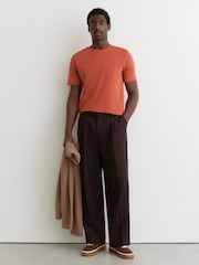 Coral - Camiseta sartorial de algodón con cuello redondo jaspeada Bless de Reiss - Imagen 1 de 6