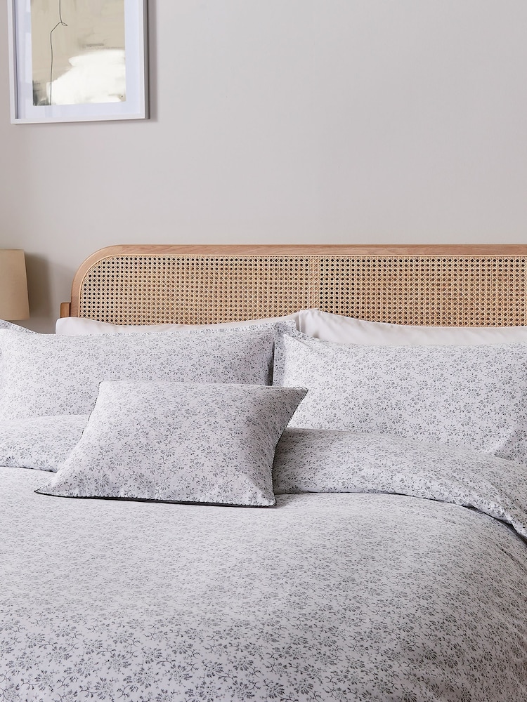 Murmur Cloud Grey Mae 100% Cotton Duvet Set - Image 2 of 5