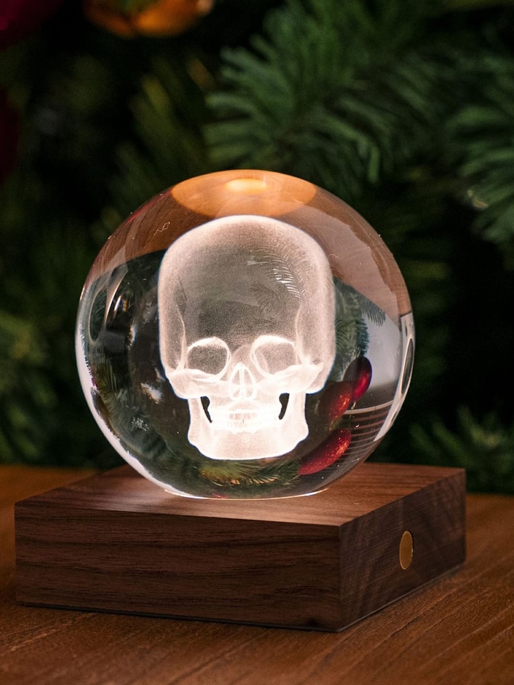 Gingko Walnut Amber Crystal Light with 3D Laser Skull - Image 1 of 5 Gingko Walnut Amber Crystal Light with 3D Laser Skull - Image 1 of 5