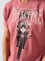 Joe Browns Biker Front Print Crew Neck T-Shirt - Imagen 7 de 8