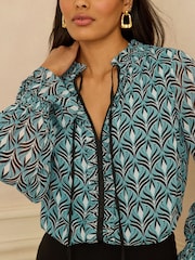 Love & Roses Geo Print Notch Neck Blouse - Imaginea 2 din 4