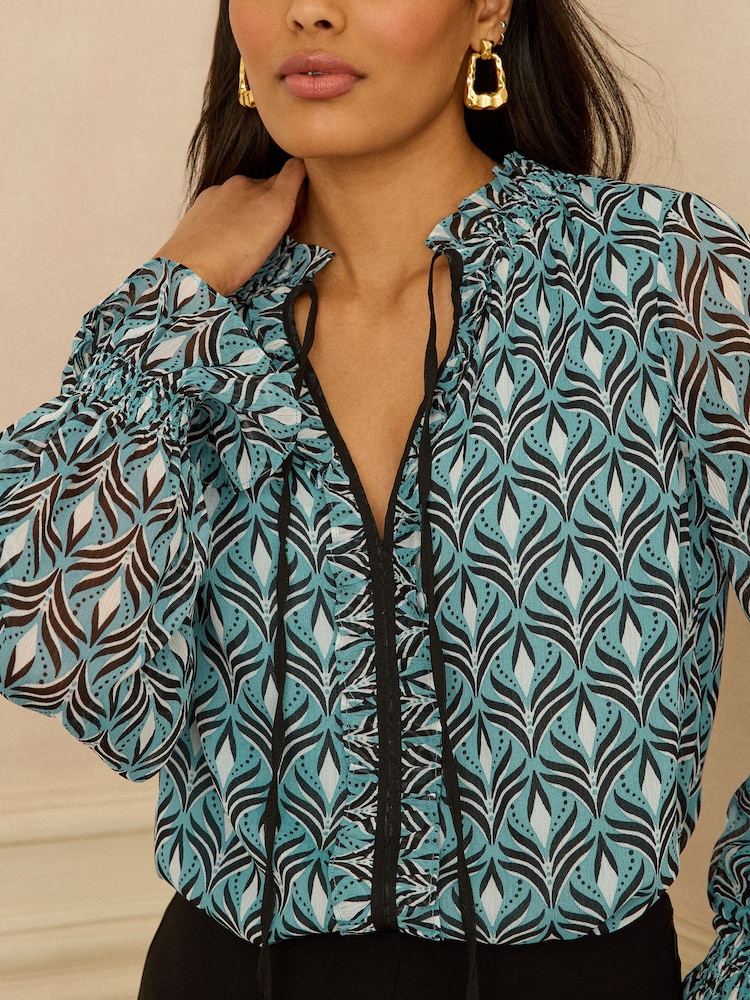 Love & Roses Geo Print Notch Neck Blouse - Imaginea 2 din 4