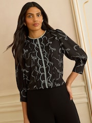 Schwarz mit Schleifen - Love & Roses 3/4 Sleeve Scallop Detail Blouse - Bild 1 von 4