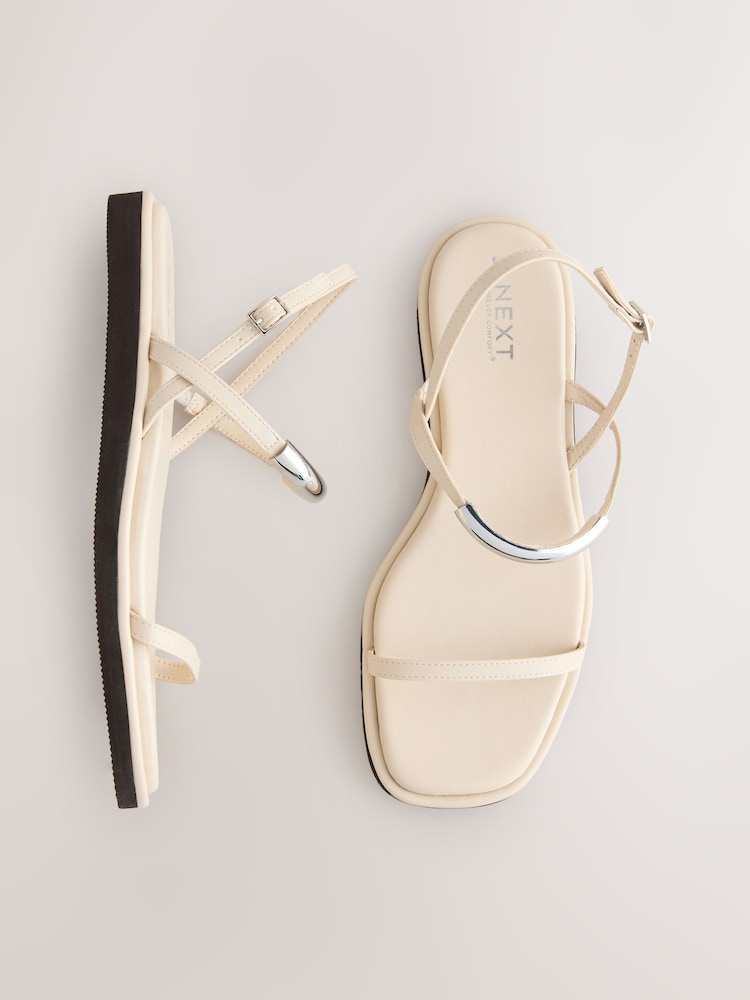 عاجي - Forever Comfort® Square Toe Metal Trim Flatform Sandals - صورة 1 من 5 عاجي - Forever Comfort® Square Toe Metal Trim Flatform Sandals - صورة 1 من 5