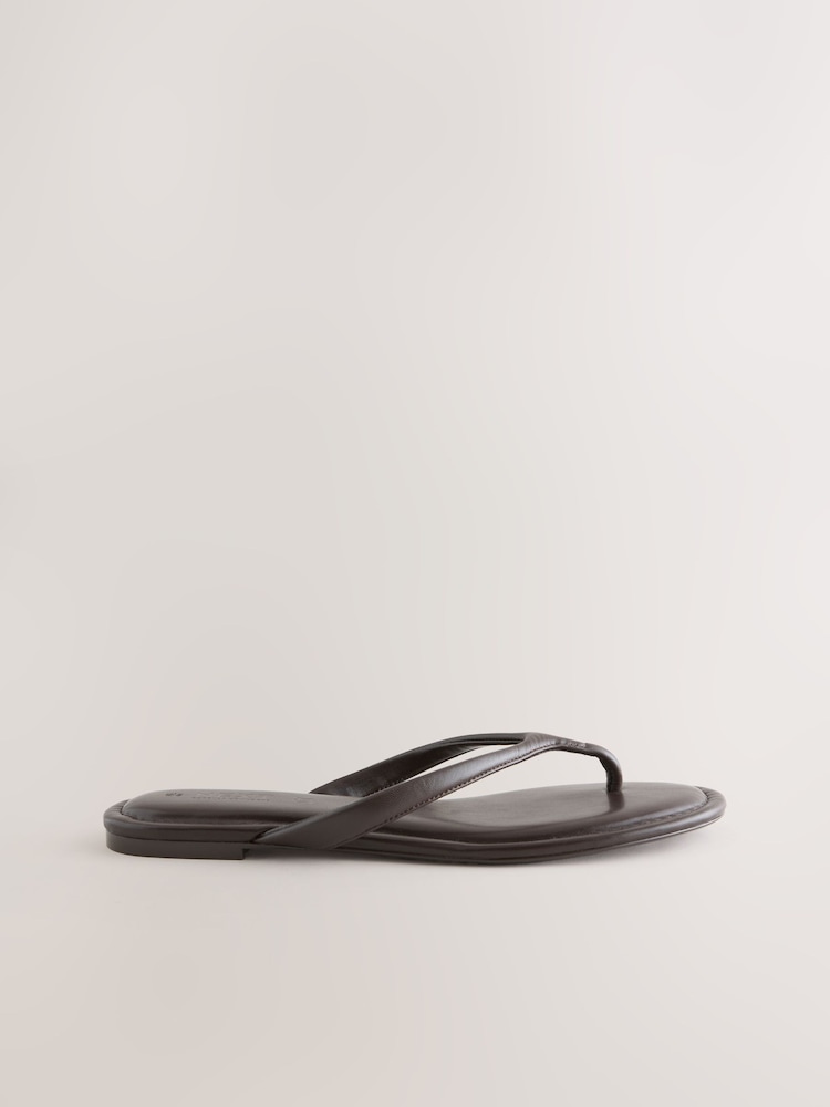 Chocolate Brown Standard/Wide Fit Forever Comfort® Round Toe Leather Thong - Image 2 of 5