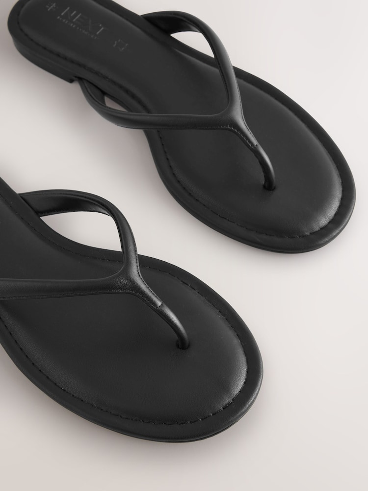 Black Standard/Wide Fit Forever Comfort® Round Toe Leather Thong - Image 8 of 8 Black Standard/Wide Fit Forever Comfort® Round Toe Leather Thong - Image 8 of 8