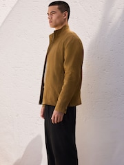 Нейтральный - Трикотажная футболка классического кроя из льна - Изображение 8 11