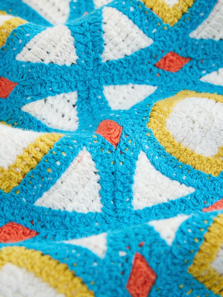 ブルー / ホワイト - リラックスフィット幾何学模様クロシェニットシャツ - 画像 2 / 3