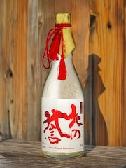 LeBonVin Kita No Homare Gold Leaf Sake - Image 1 of 1