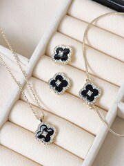 Jon Richard Gold Plated and Jet Clover Trio Set Gift Box - Image 3 of 5