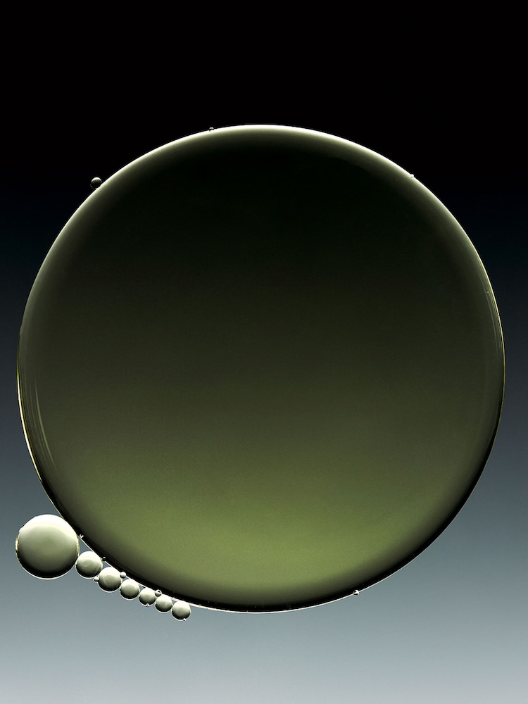 Omorovicza Queen Oil 30ml - Image 5 of 5