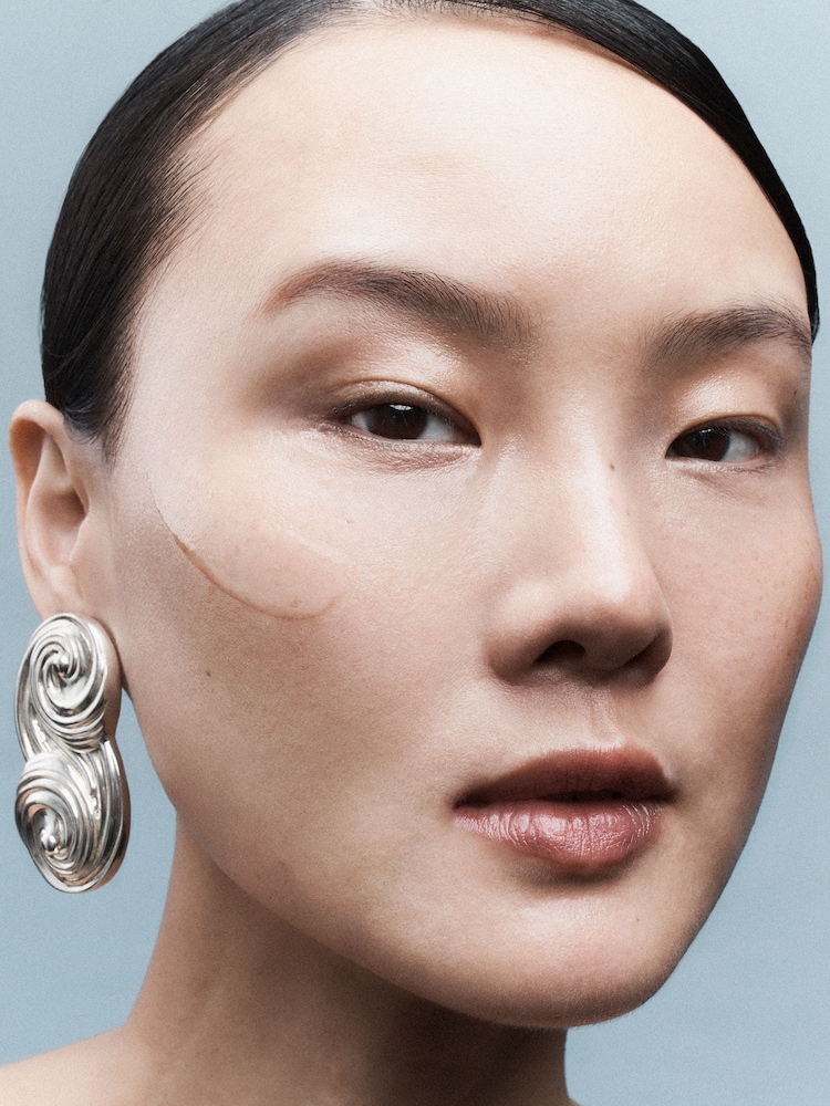 Omorovicza Daily Dew 50ml - Image 2 of 5