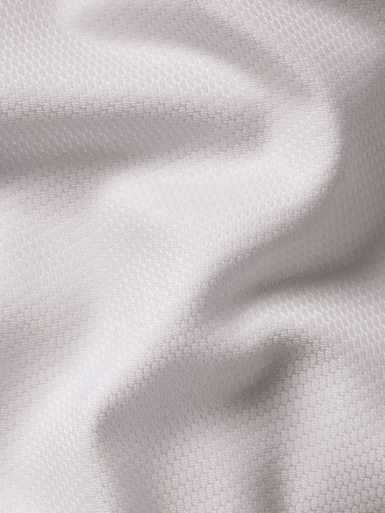 Charles Tyrwhitt White Non-Iron Stretch Burlington Weave Cutaway Slim Fit Shirt - Image 6 of 6 Charles Tyrwhitt White Non-Iron Stretch Burlington Weave Cutaway Slim Fit Shirt - Image 6 of 6
