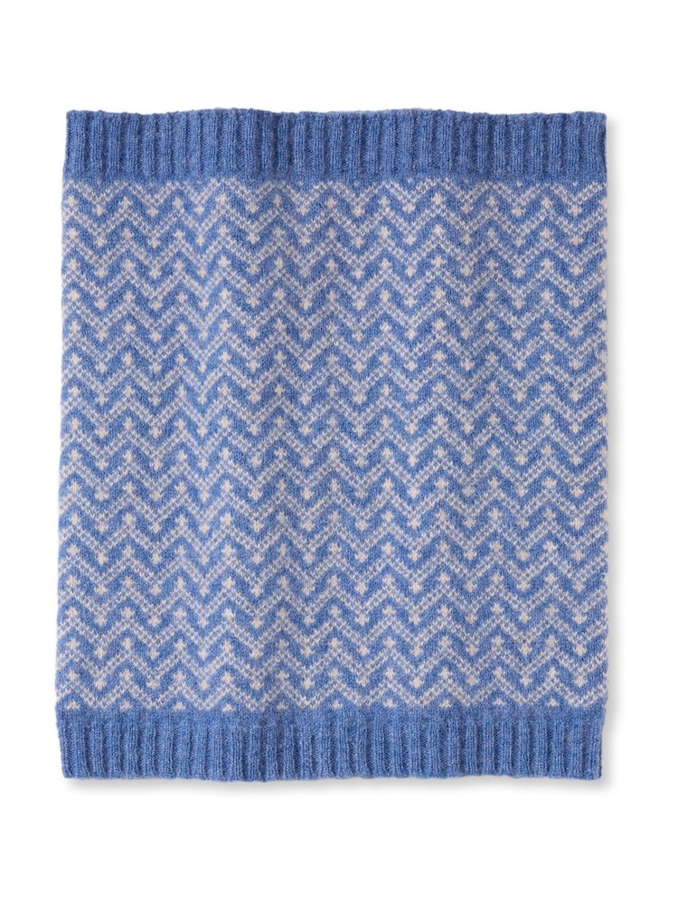 Lambs Ripple Fair Isle Scarves - Image 2 of 3 Lambs Ripple Fair Isle Scarves - Image 2 of 3