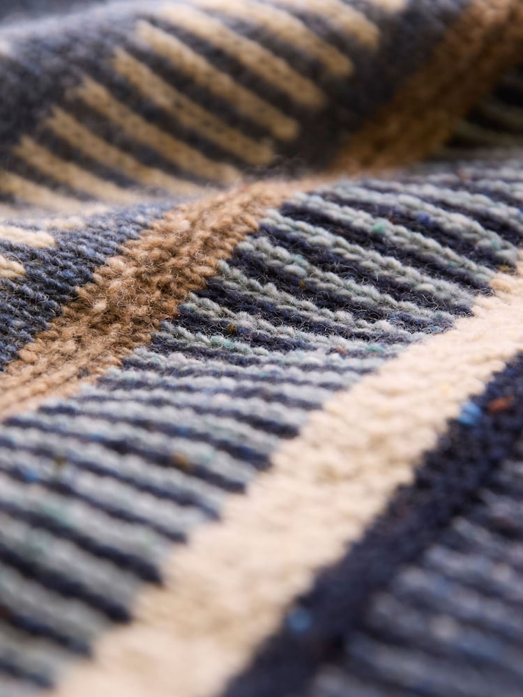 Celtic & Co. Blue Statement Donegal Jumper - Image 6 of 6