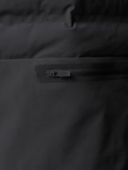 Castore Black Zone Gilet - Image 8 of 10