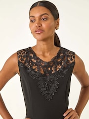 Roman Lace Ponte Peplum Blouse - صورة 4 من 5