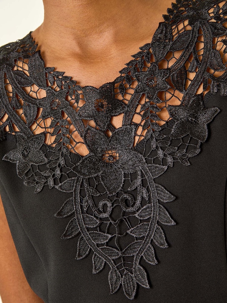 Roman Lace Ponte Peplum Blouse - صورة 5 من 5