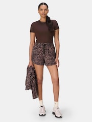 Sweaty Betty Brown Explorer Track Piped Short - Image 3 of 6