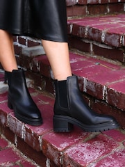 Off The Hook Black Kington Block Heel Ankle Leather Chelsea Boots - Image 2 of 8
