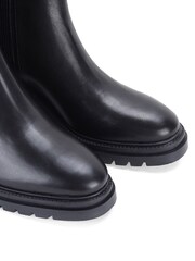 Off The Hook Black Kington Block Heel Ankle Leather Chelsea Boots - Image 8 of 8