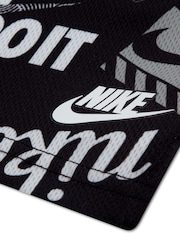 Nike Black T-Shirt and Printed Shorts Set - Image 4 of 4