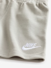 Nike Green Small Logo T-Shirt And Shorts Set - Image 4 of 4