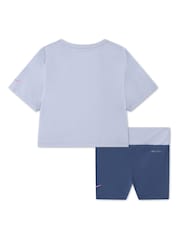 Ensemble t-shirt graphique et shorts de vélo croisé Nike Little Kids - Image 3 de 6