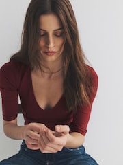 The Set 4 Pack V-Neck Turn Up Sleeve T-Shirt Navy/Blue/Red/White - Image 3 of 6