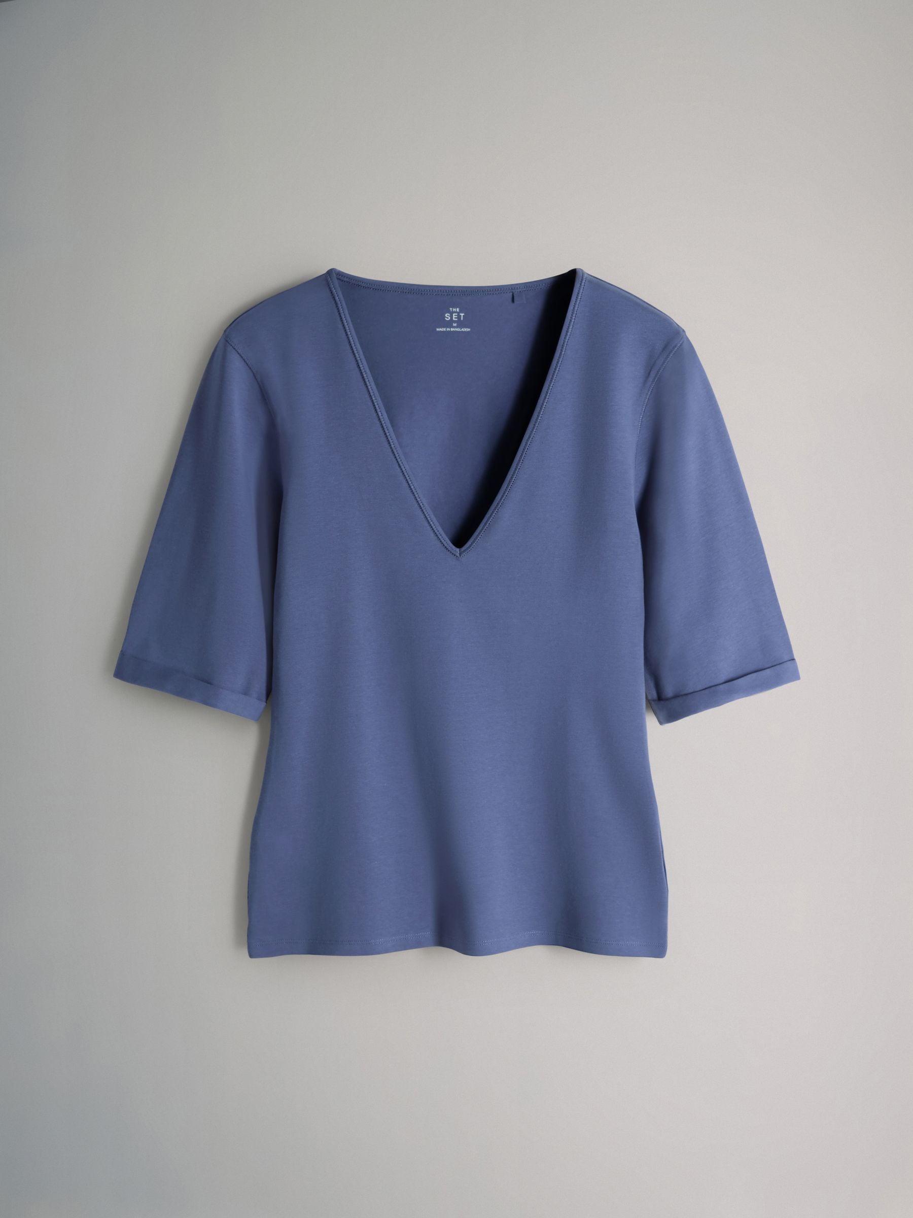 Next：日本 The Set Vネック ターンアップスリーブ Tシャツ 4 枚組