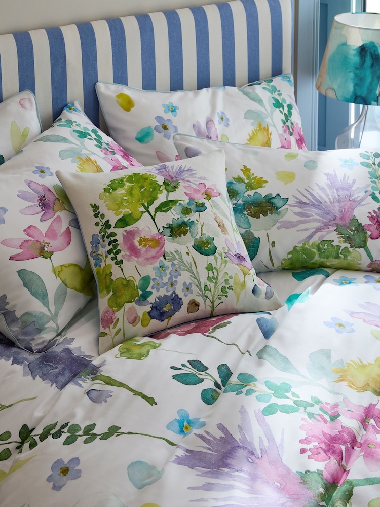 Bluebellgray Spring Green Tetbury 250 Thread Count Duvet Cover and Pillowcase Set - Image 2 of 6