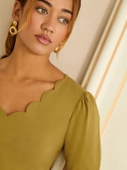 Love & Roses Olive Green Scallop V-Neck Long Sleeve Jersey Top - Image 4 of 4