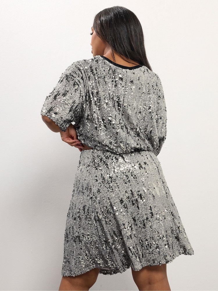 Yours Curve Silver Party Sequin Skirt - Image 2 of 6