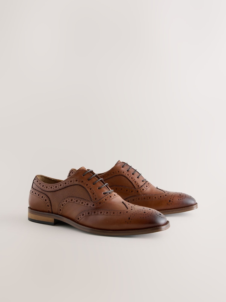 Tan Brown Leather Brogue Shoes - Image 1 of 5 Tan Brown Leather Brogue Shoes - Image 1 of 5