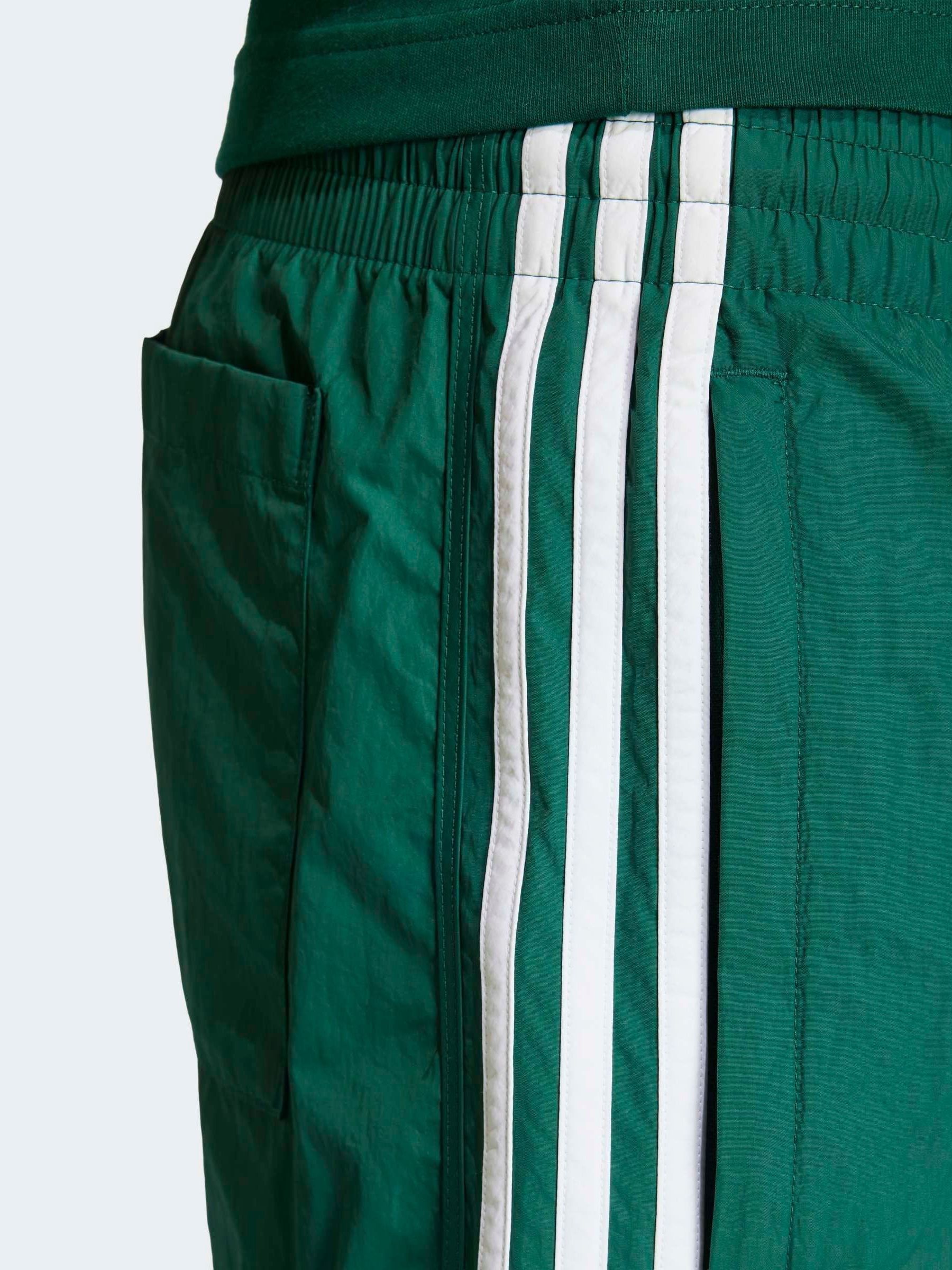 Next：日本 グリーン - adidas Sprinter ショートパンツ from Next Japan