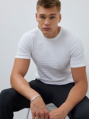 River Island Short Sleeve Muscle Fit Knitted T-Shirt - Imagem 3 de 4