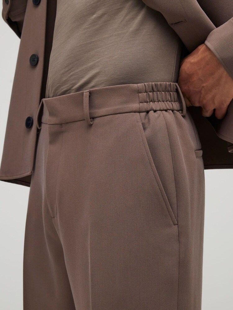 River Island Relaxed Fit Soft Tailored Stretch Trousers - صورة 4 من 4