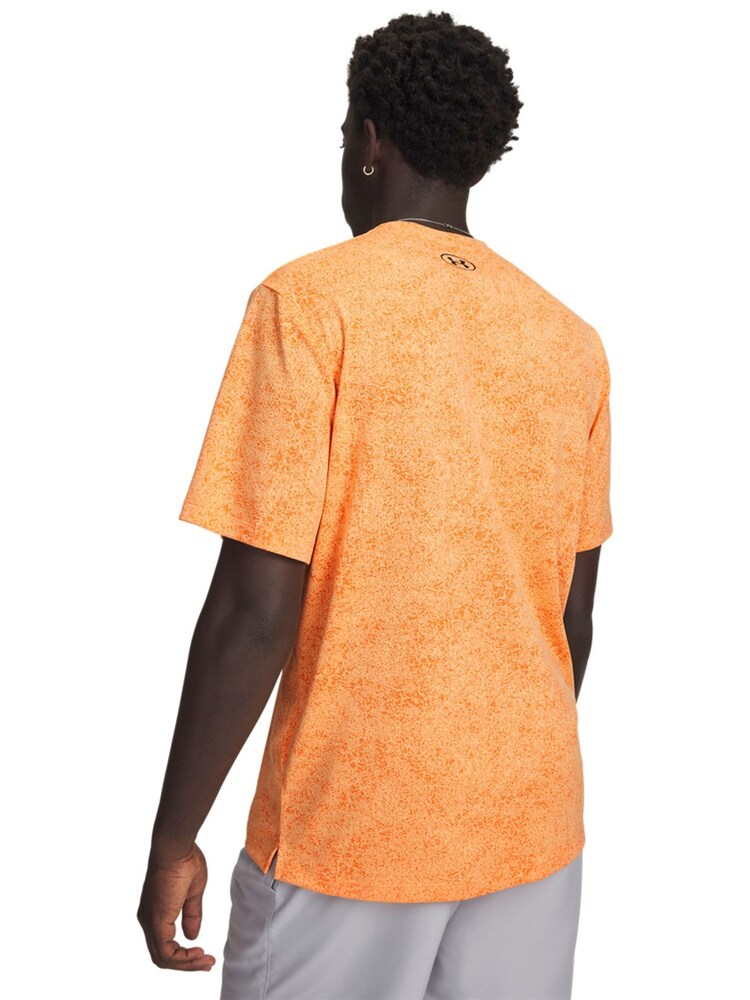 برتقالي - تيشِرت بكُم قصير وحافة رقبة مستديرة Tech من Under Armour - صورة 2 من 3 برتقالي - تيشِرت بكُم قصير وحافة رقبة مستديرة Tech من Under Armour - صورة 2 من 3