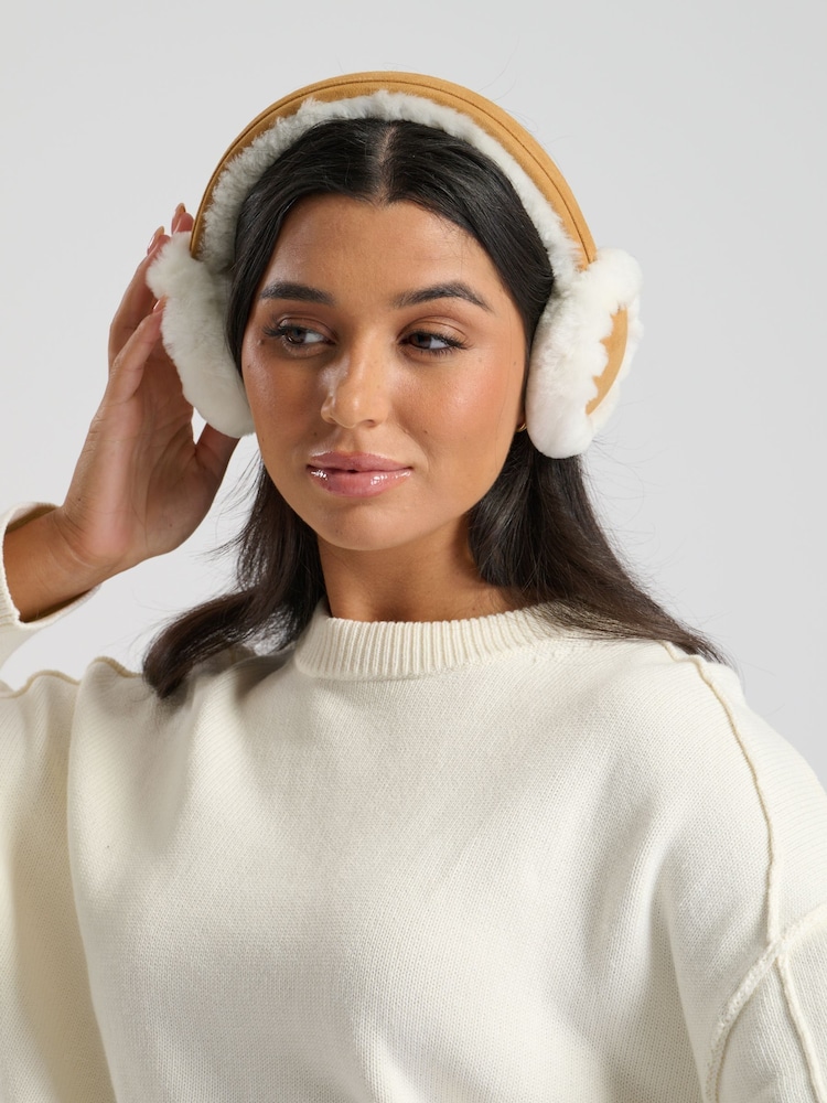 South Beach Real Sheepskin Ear Muffs - صورة 2 من 5 South Beach Real Sheepskin Ear Muffs - صورة 2 من 5
