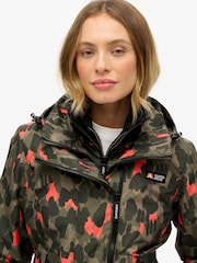 Superdry Green Hooded Mountain Windbreaker Jacket - Image 4 of 6