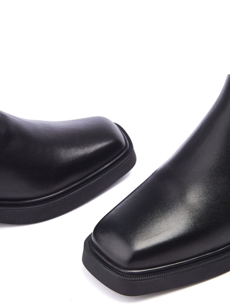 Moda in Pelle SH Palmeras Square Toe Chelsea Black Ankle Boots - Image 4 of 4 Moda in Pelle SH Palmeras Square Toe Chelsea Black Ankle Boots - Image 4 of 4