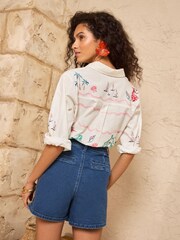 Love & Roses Mid Blue Denim Scallop Pocket Shorts - Image 4 of 4