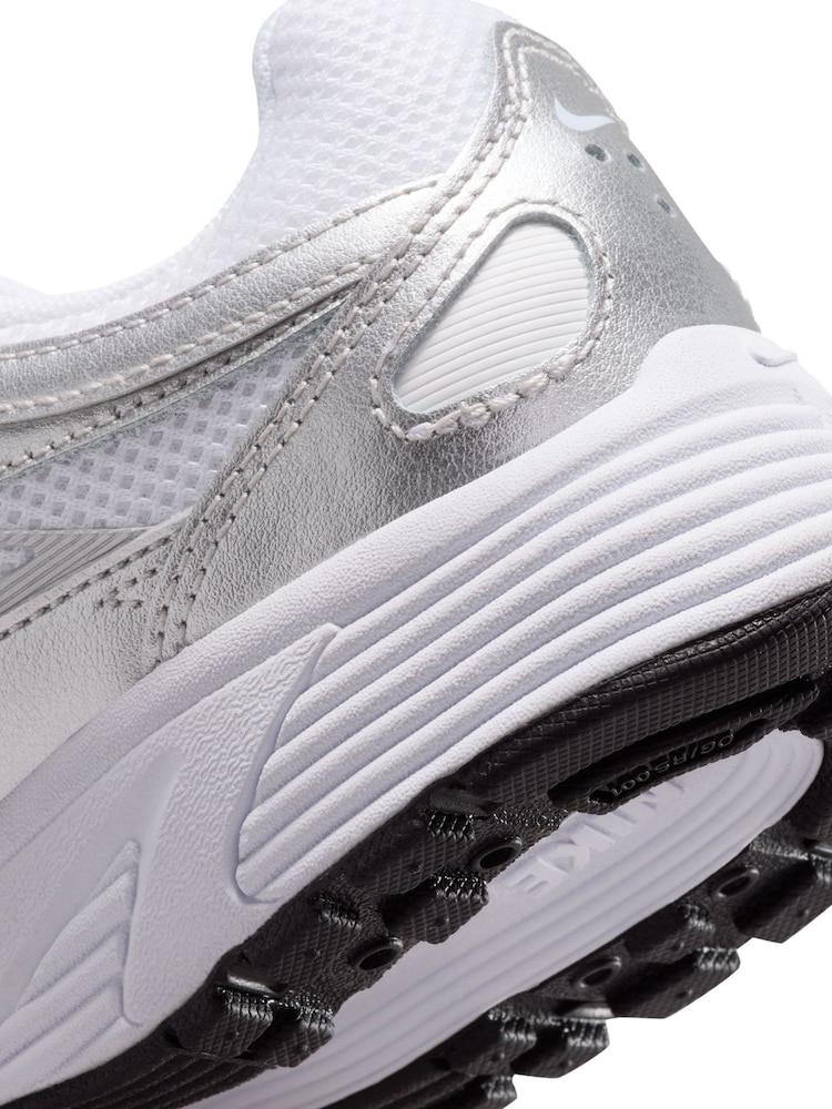 Nike White/Silver Youth P6000 Trainers - Image 7 of 7