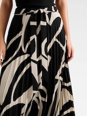 Forever New Black Elsie Belted Pleated Skirt - Image 3 of 5
